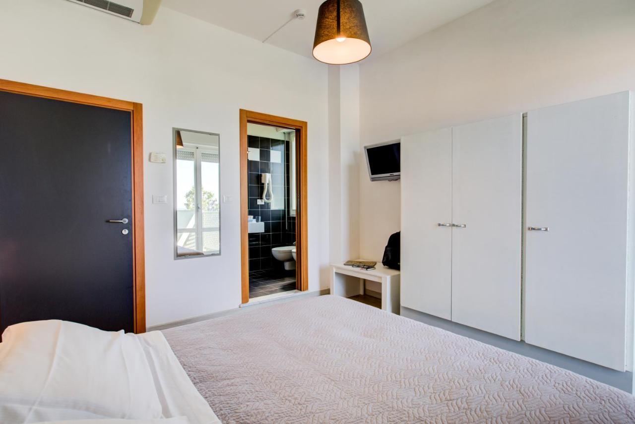 Hotel Ivano Rimini Eksteriør bilde