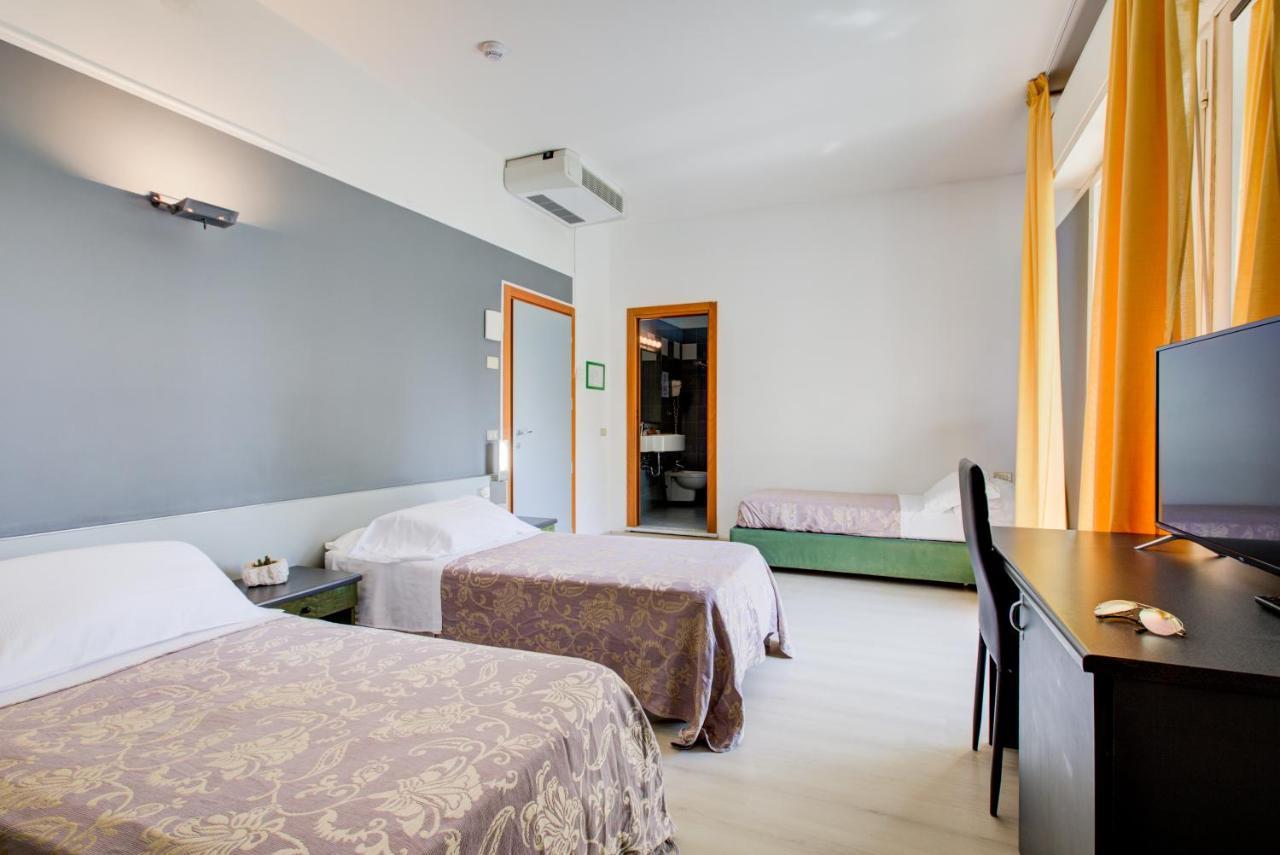 Hotel Ivano Rimini Eksteriør bilde