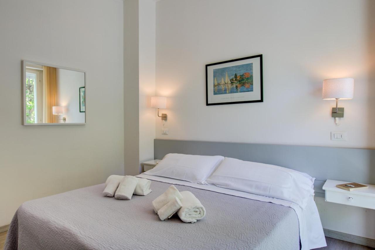 Hotel Ivano Rimini Eksteriør bilde